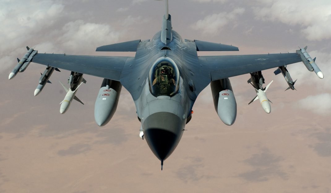 yunanistan türkiye f-16 f16