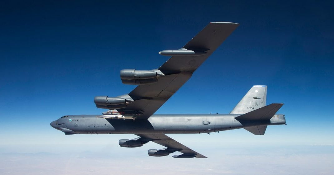 B-52 Bombardıman Uçağı